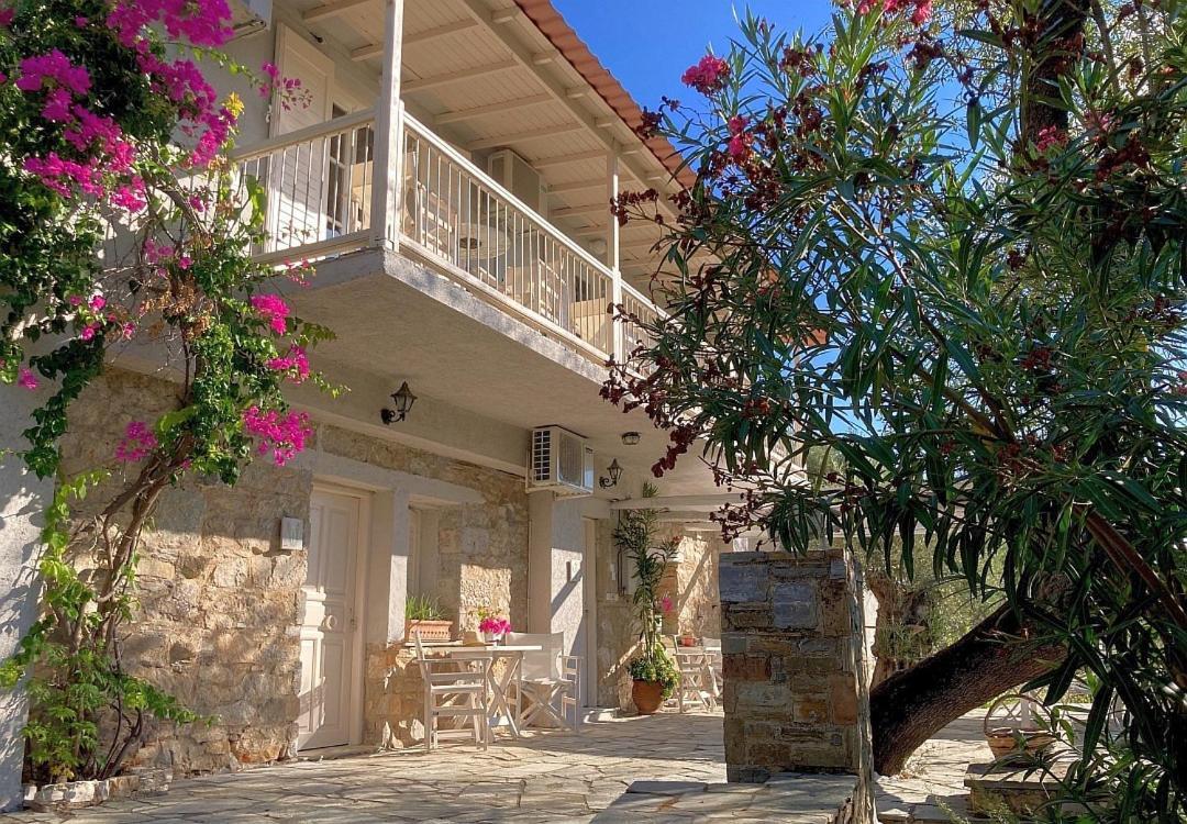 Lithea Villas And Studios By The Sea Agios Petros  Exterior foto