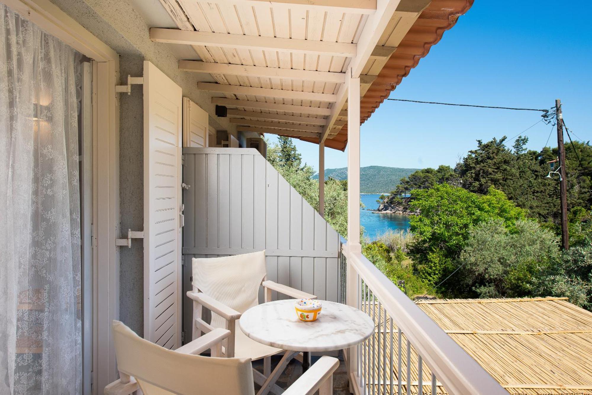 Lithea Villas And Studios By The Sea Agios Petros  Exterior foto