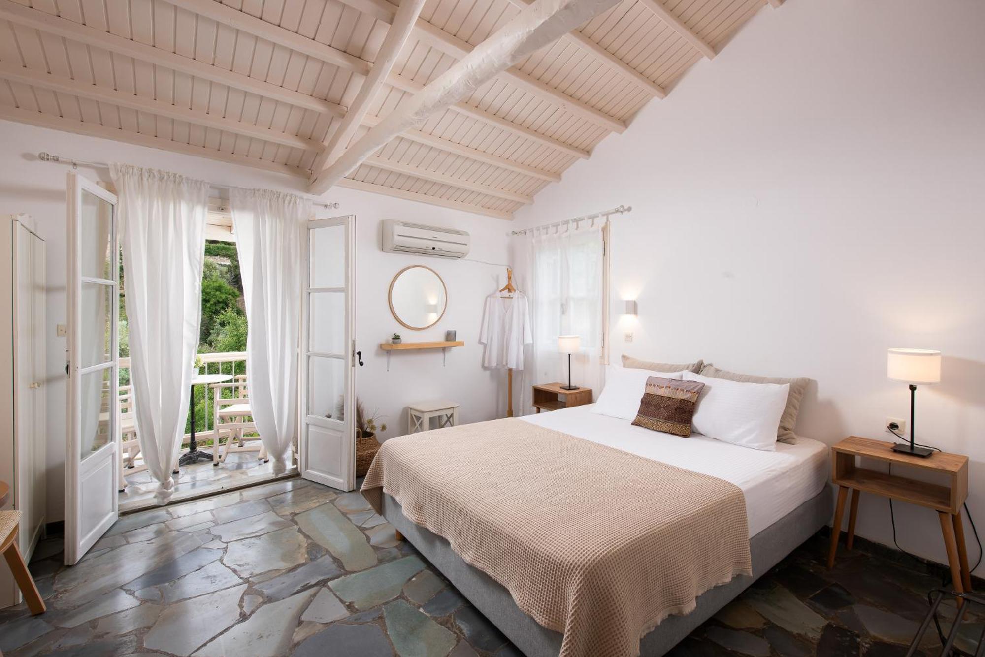 Lithea Villas And Studios By The Sea Agios Petros  Exterior foto