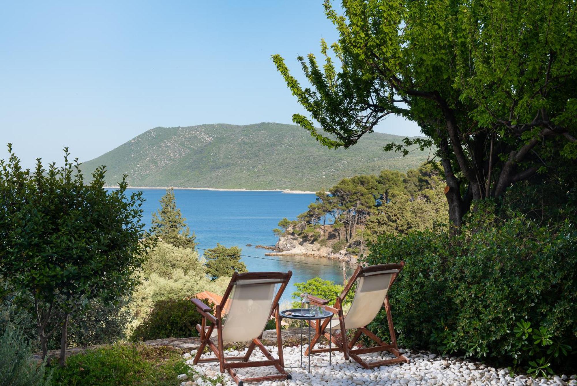 Lithea Villas And Studios By The Sea Agios Petros  Exterior foto